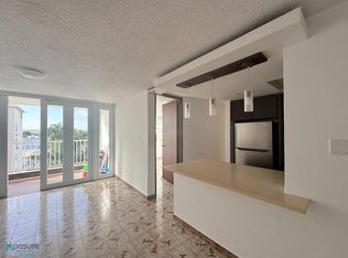 11 Calle Gardenia #401, Carolina, PR 00979