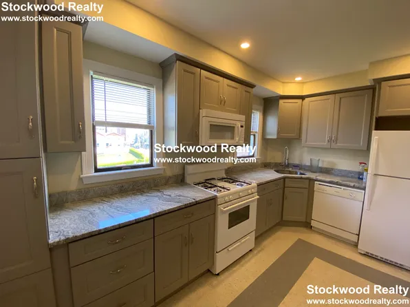 18 Haverford St #3, Jamaica Plain, MA 02130