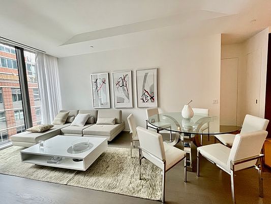 1st image of 520 W 28th St #26