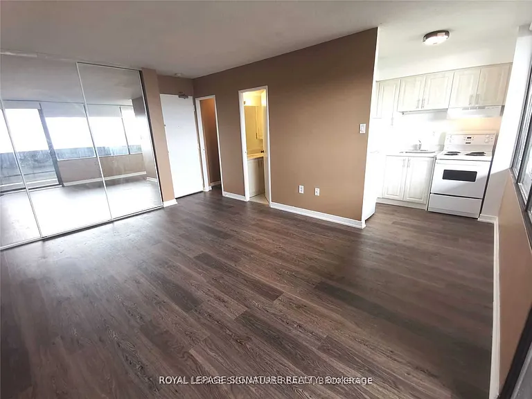 720 Spadina Ave #1606 — Photo 9