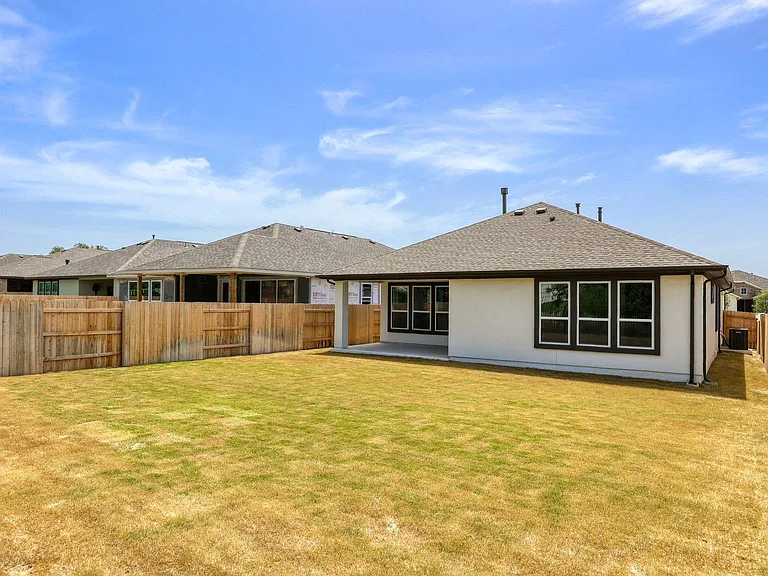 182 Yarbrough Dr — Photo 27