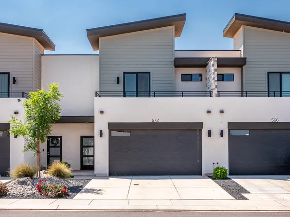 572 E Elmbrook Dr, Washington, UT 84780