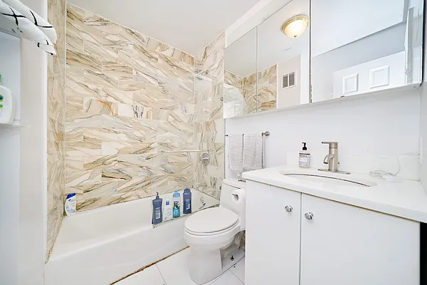 Rented by Living New York | media 17