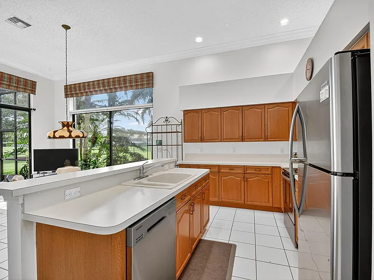 4553 Barclay Fair Way — Photo 13
