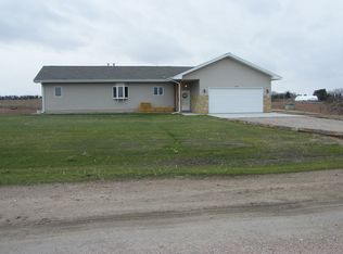 9580 Lindsay Rd, Kearney, NE 68845