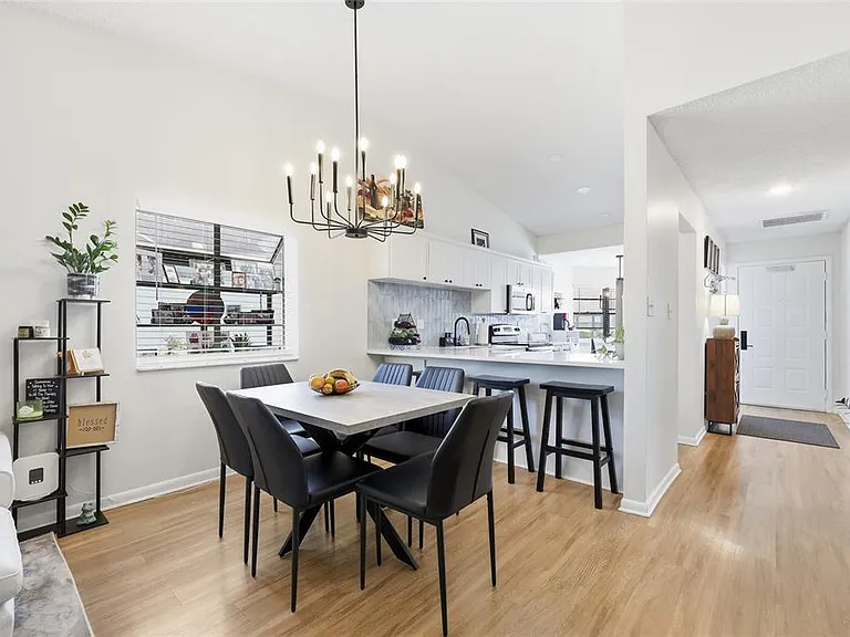 250 Homewood Ave #11A — Photo 7