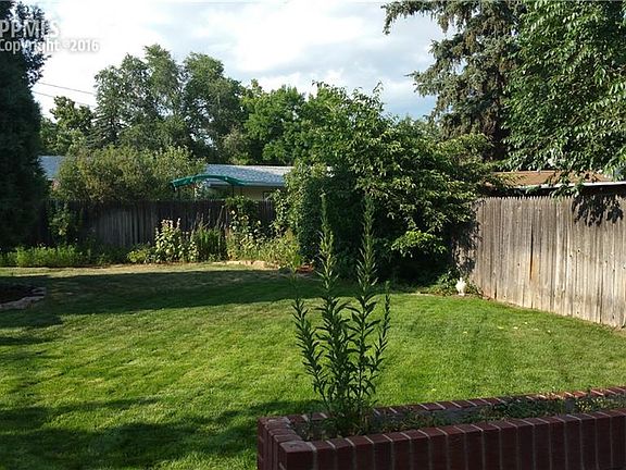 Detached 2 car garage