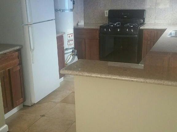 2nd image of 655 23rd St APT 3
