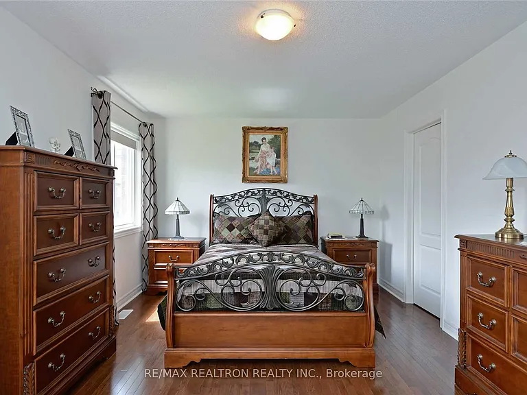 1684 Gower Dr — Photo 16