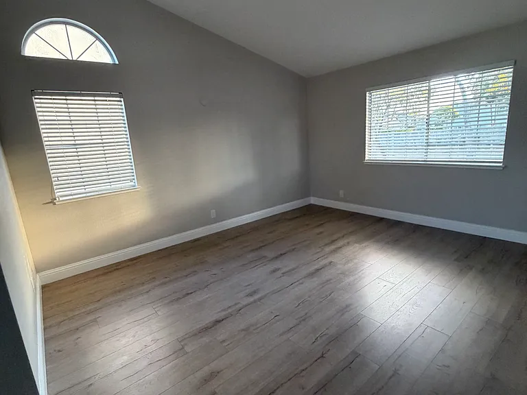 4780 Cabello St — Photo 17
