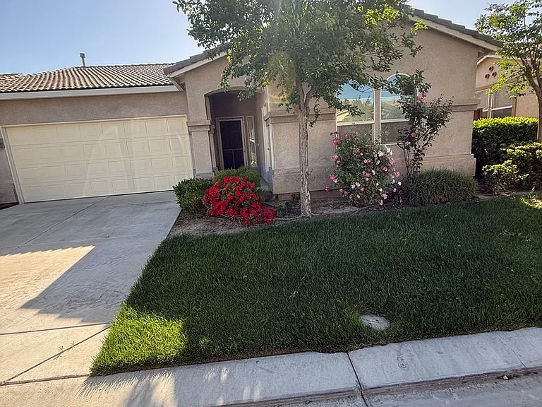 2988 La Vina Cir — Photo 2