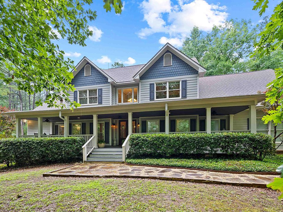 1st image of 455 Dogwood Lakes Dr