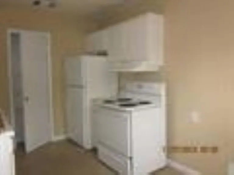 1200 Lake Dr #B — Photo 3