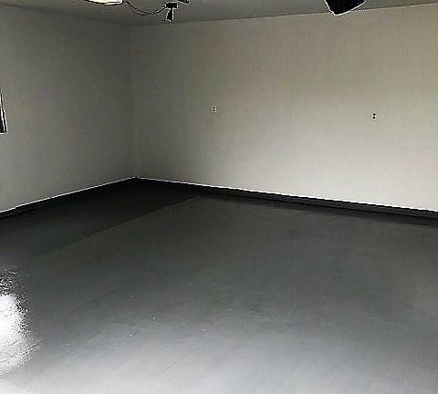 3rd image of 409 Bear Dr