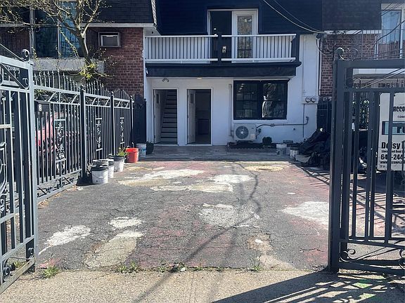 2nd image of 2323 Mott Avenue