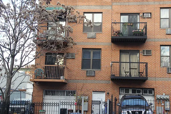 Rented by Dwell Residential Inc | media 10