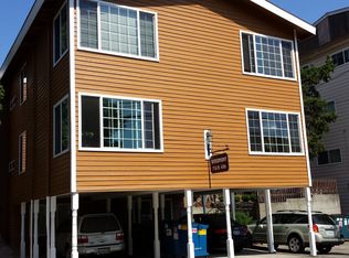 716 N 45th St #2, Seattle, WA 98103