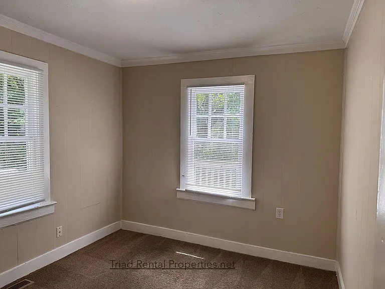 127 West St — Photo 14