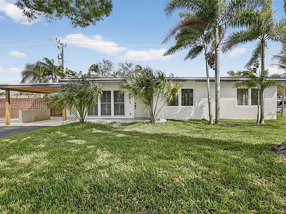 5th image of 3371 SW 23rd St