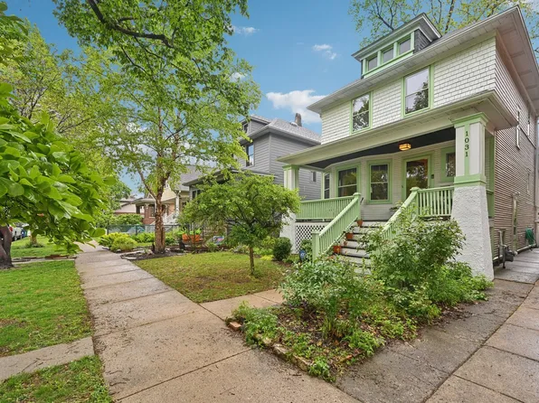 1031 S Humphrey Ave, Oak Park, IL 60304