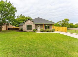 227 Jones St, Sanger, TX 76266