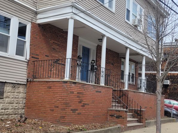 258 Vine St #2L, Everett, MA 02149