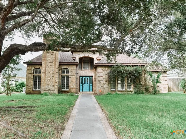 406 Woodway Dr, Victoria, TX 77904