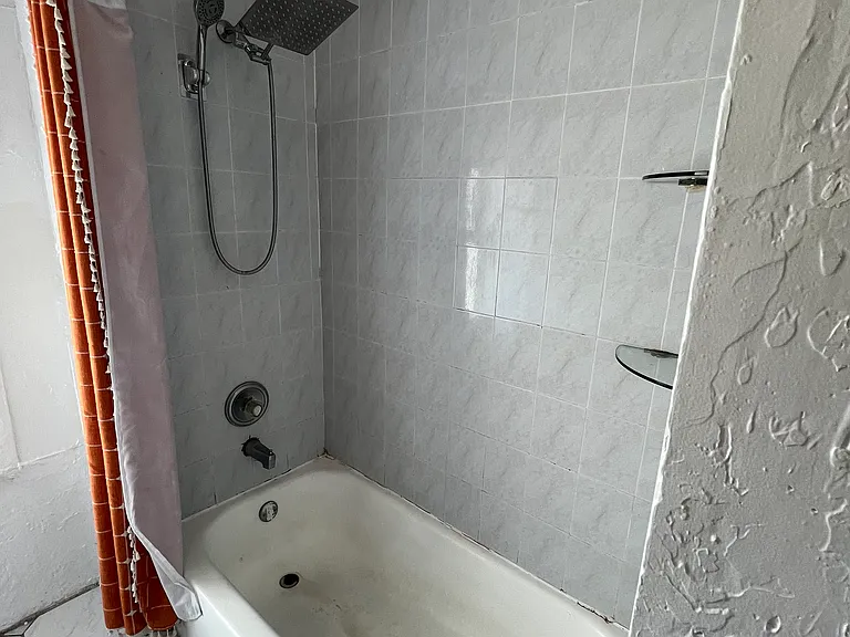 4211 Parker Ave #8 — Photo 16