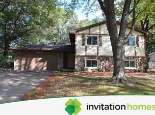 10635 Ilex St NW, Coon Rapids, MN 55448