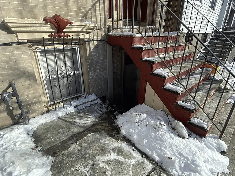 713 State St #BASEMENT — Photo 20