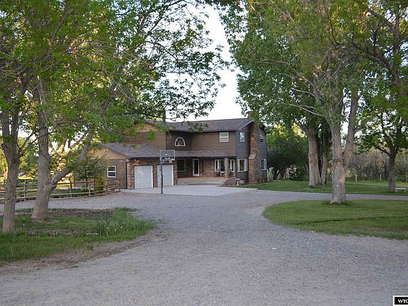 3rd image of 42 Sage Dr
