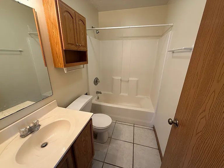 3217 Hopkins Ct — Photo 5