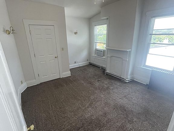 3rd floor bedroom 5