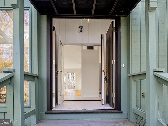 5th image of 11089 Swansfield Rd