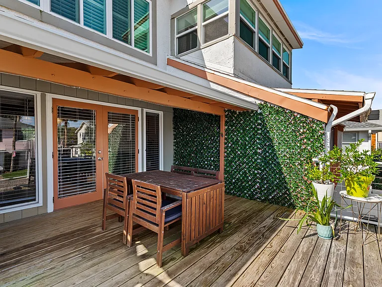 Upstairs Deck