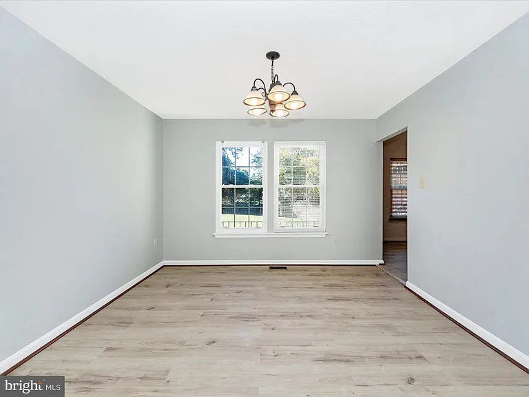 408 Willow Hill Ct — Photo 45