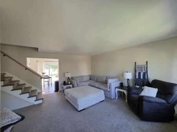 S70W13424 Fennimore Ln, City Of Muskego, WI 53150