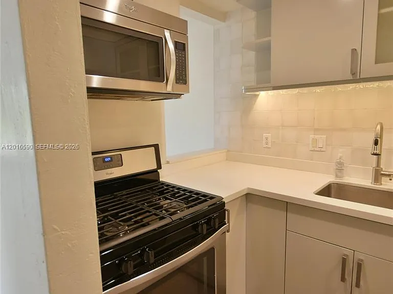 6884 N Kendall Dr #C401 — Photo 19