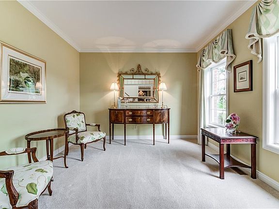 5th image of 36711 Avalon Ct