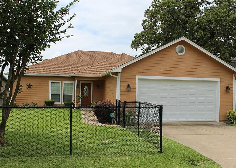 1st image of 113 Briarwood Dr