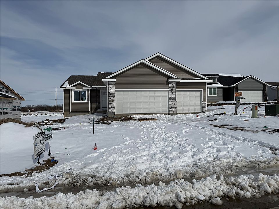 1st image of 25127 Bluebird Cir