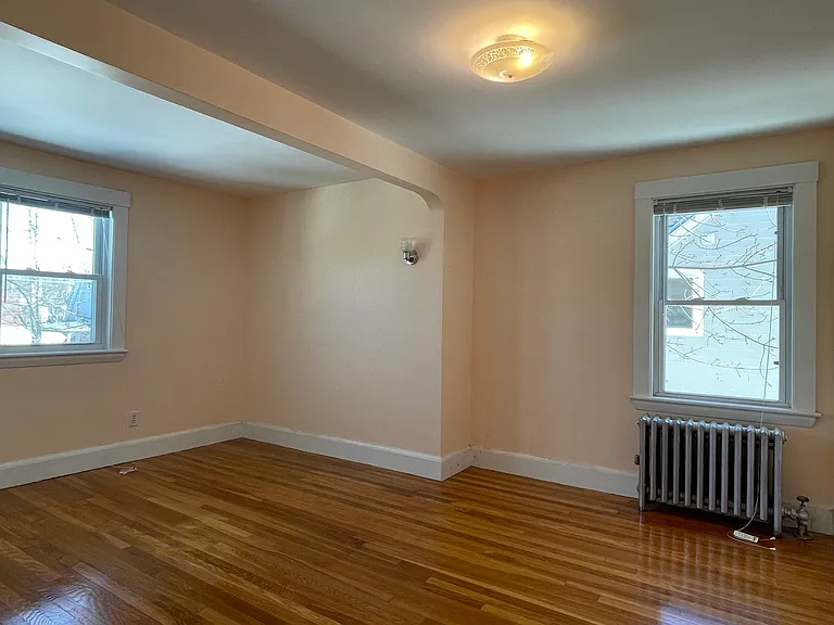 139 Oakdale Rd — Photo 25