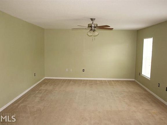 4th image of 203 Pine Bluff Dr