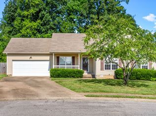 418 Athena Dr, Clarksville, TN 37042