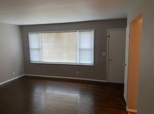 7N145 Pakan Dr, St Charles, IL 60174