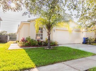 7972 Carriage Pointe Dr, Gibsonton, FL 33534