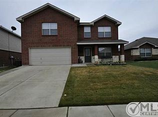 8537 Shallow Creek Dr, Fort Worth, TX 76179
