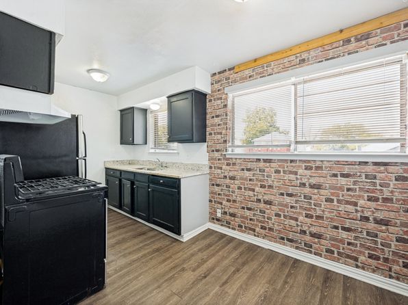 2701 Hemphill St APT 204