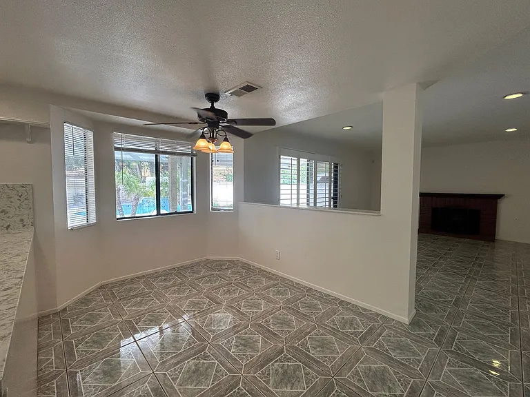 3068 Prado Ln — Photo 10