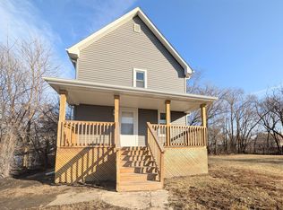 908 N Wildwood Ave, Kankakee, IL 60901